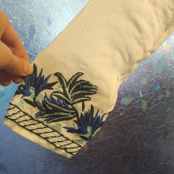 Embroidered Green,  White and Blue Women's Top - Picture 5 of 12